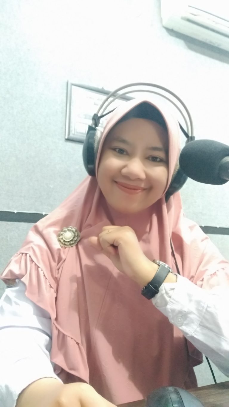 tutor - Layinuvar Anggia Rizka