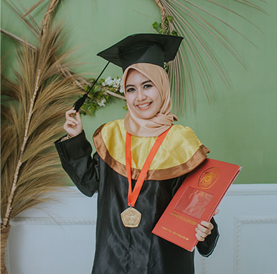 Tutor Fitri Amalyah TPA