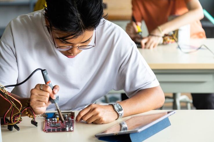 Materi Tes IGCSE Fisika